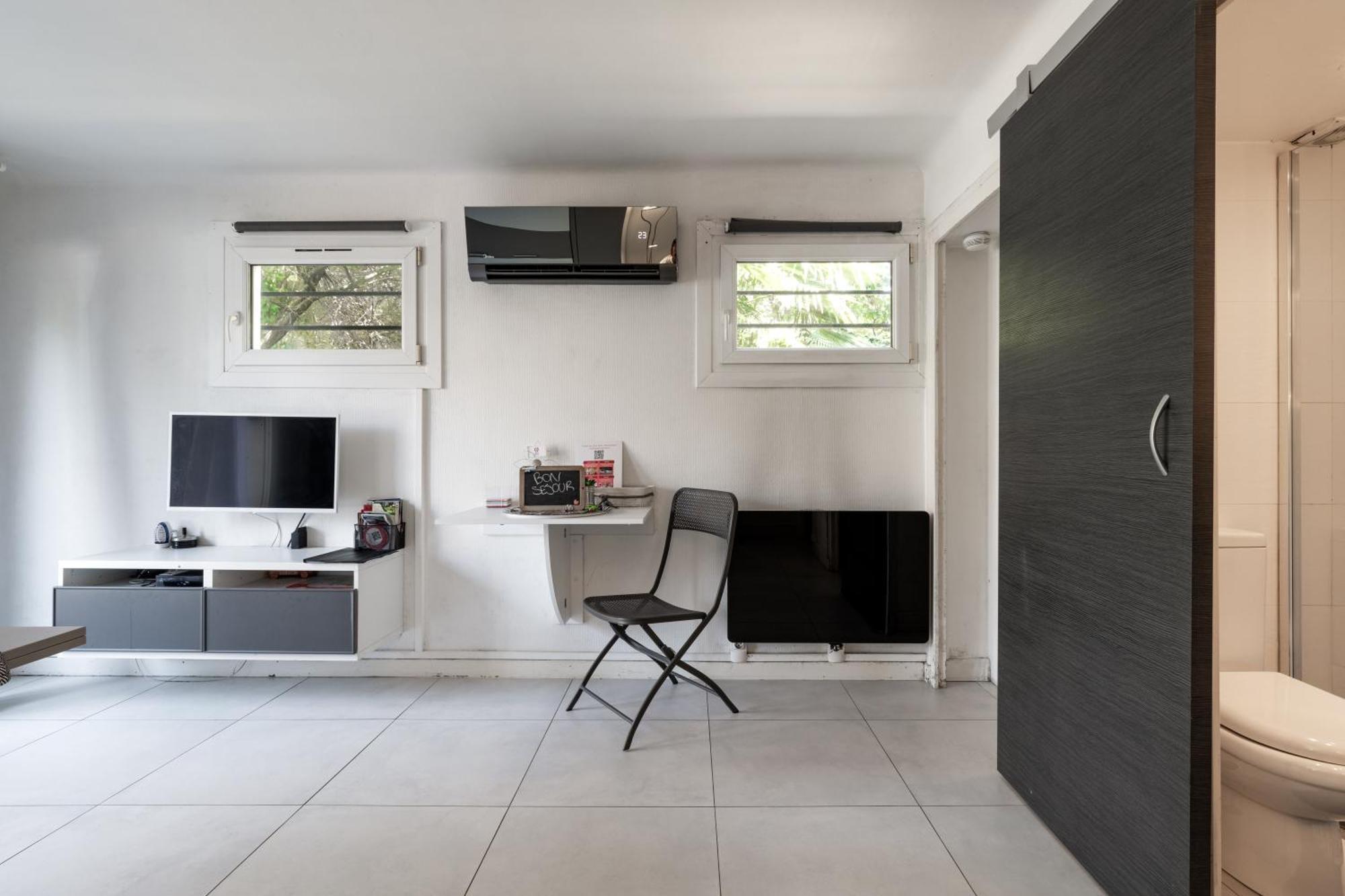 Studio Avec Parking A 12Mns Du Centre Historique De Байон Екстериор снимка